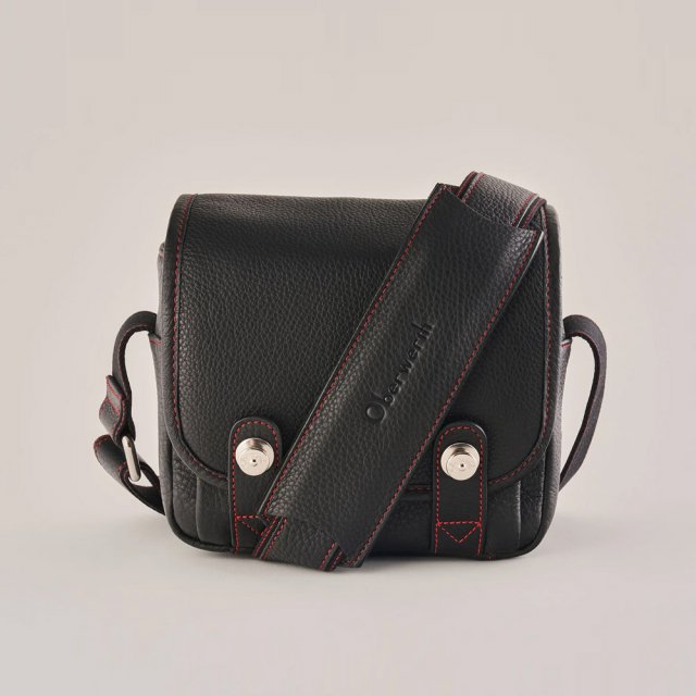 [가죽클리너 증정] [Oberwerth] Leica Q3 Casual Bag Black/Red Stitch 오버베르트 가방
